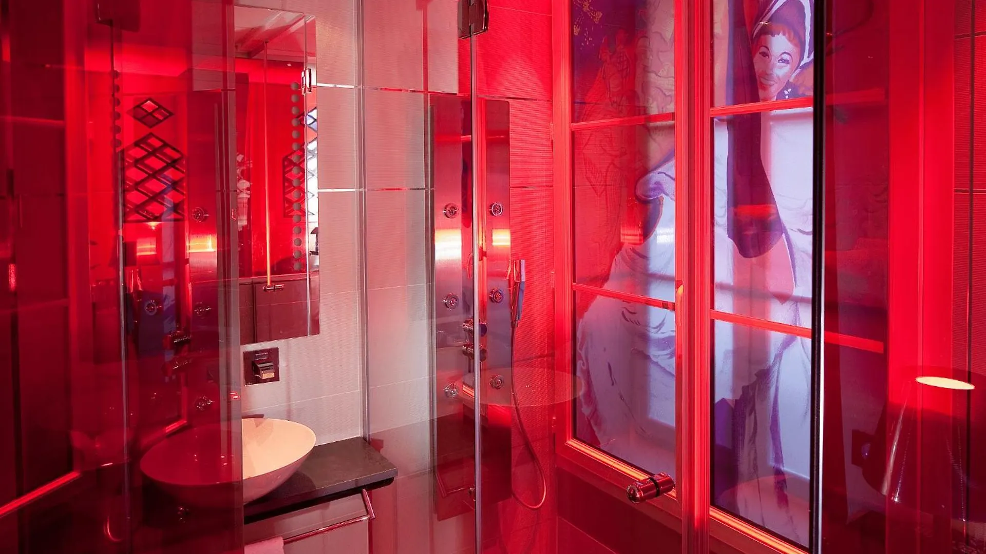 ****  Secret De Paris - Hotel & Spa (Adults Only) France