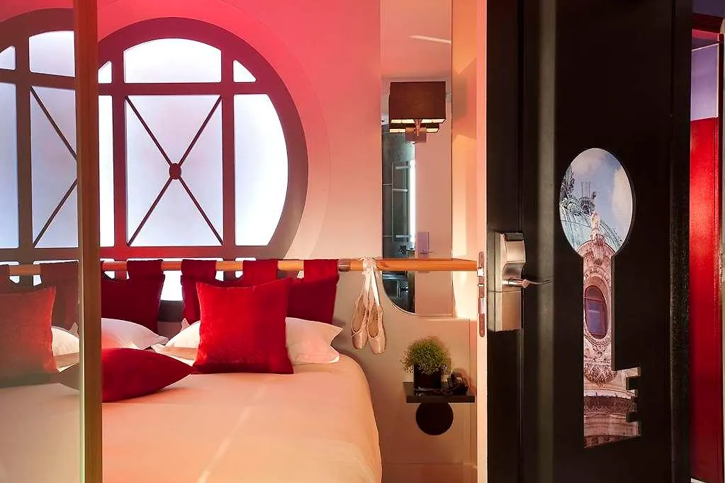 Secret De Paris - Hotel & Spa (Adults Only) 4*,  France