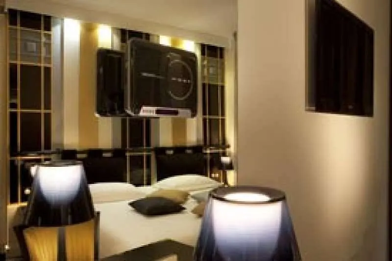 ****  Secret De Paris - Hotel & Spa (Adults Only) Francia
